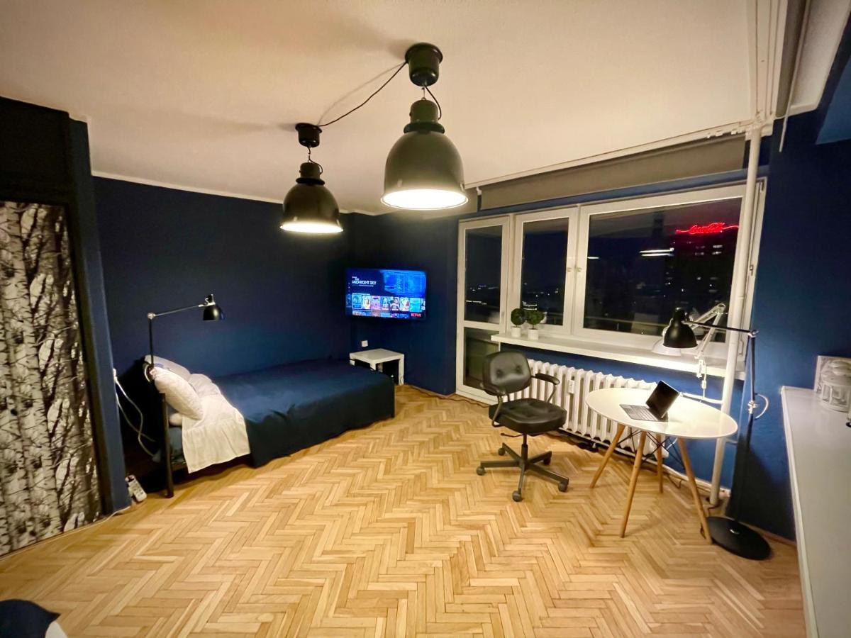 Super Apartament Blue Scisle Centrum Dwie Linie Metra Netflix Wifi 300 Mbs Panorama Miasta Warsaw Exterior photo