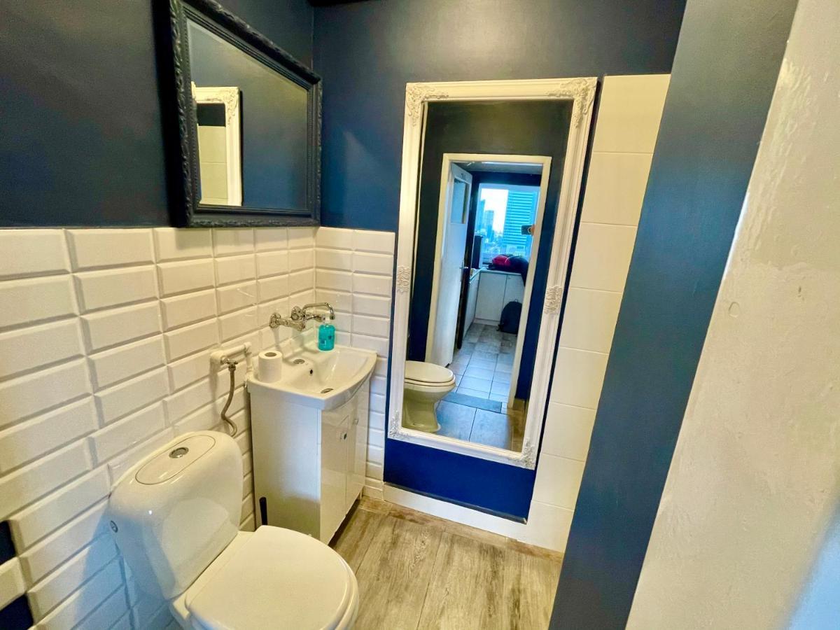 Super Apartament Blue Scisle Centrum Dwie Linie Metra Netflix Wifi 300 Mbs Panorama Miasta Warsaw Exterior photo
